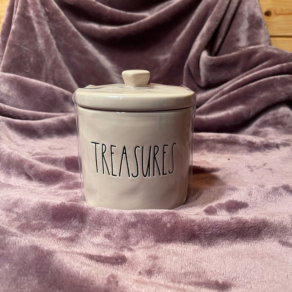 Rae Dunn “treasures” canister